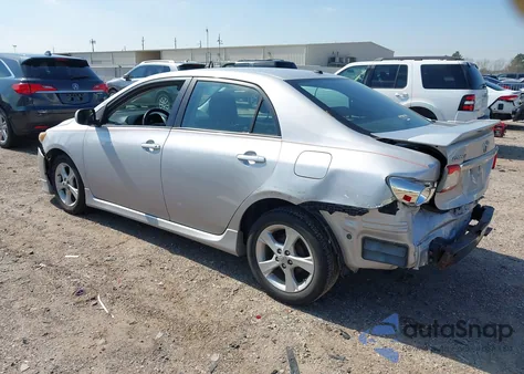 2011 Toyota Corolla S z USA, uszkodzony, nr VIN 2T1BU4EE4BC659278